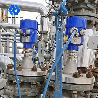 Dobra cena. Wysokiej dokładności radar czujnik poziomu wody z anteną paneli i materiałem PTFE/3l6L (opcjonalnie) w Internecie